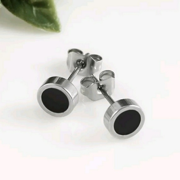 6mm Black and Silver Faux Spacers - Picture 3 of 3